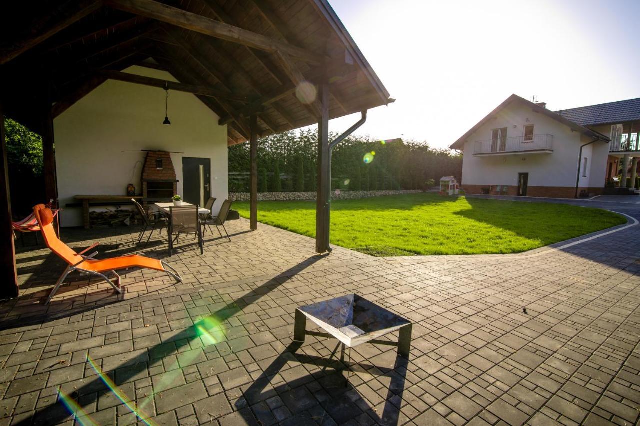 Villa Lesny Zakatek à Rybno  Extérieur photo